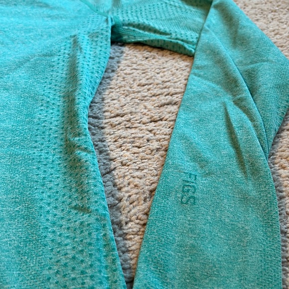 FIGS Surgical Green Salta Underscrub - Picture 4 of 7